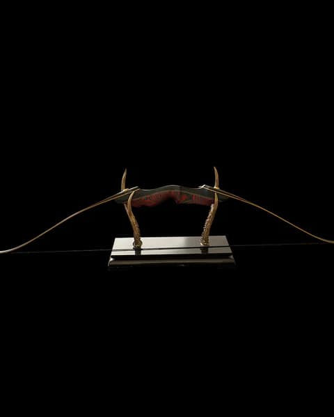 Primal Hunter Traditional Recurve Bow, on horns