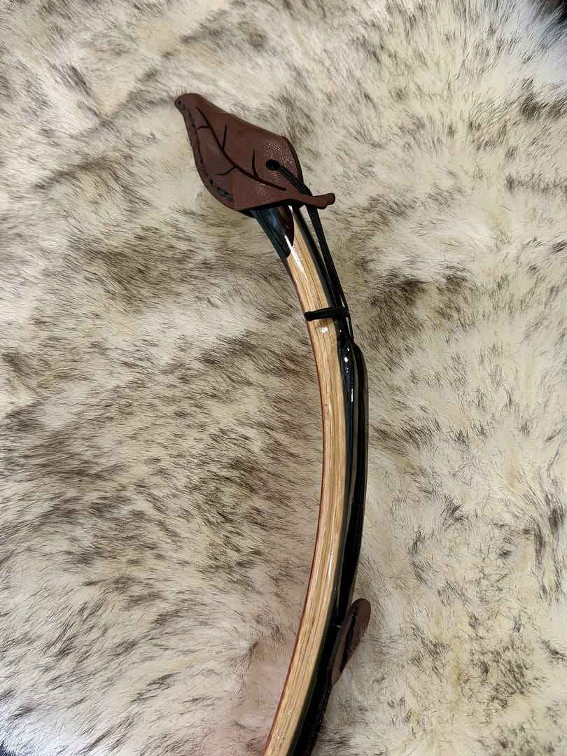 Solkarra kangaroo leather string keeper, leaf shaped tip cap with arrow button, view 6