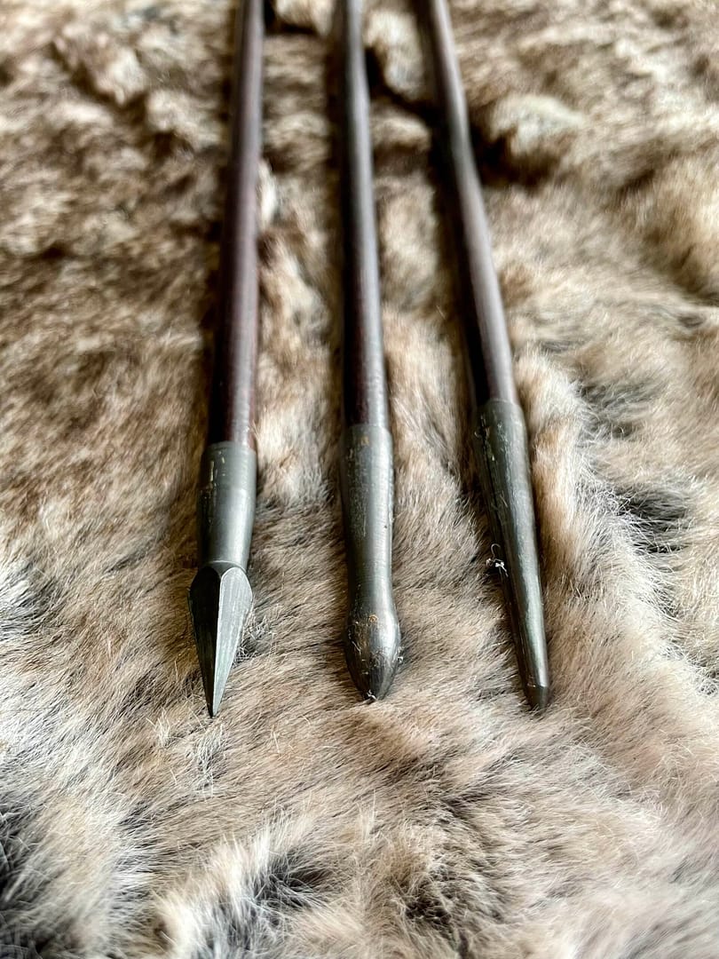 Shadowshafts – Black-Stained 5/16 Port Orford Cedar Arrows
